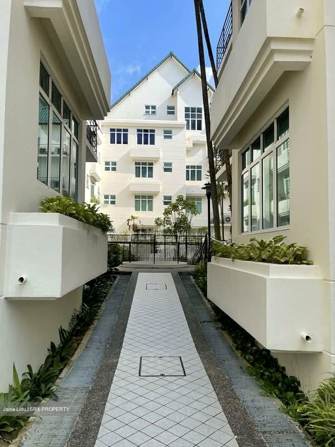 Woodgrove Condominium (D25), Condominium #570608261